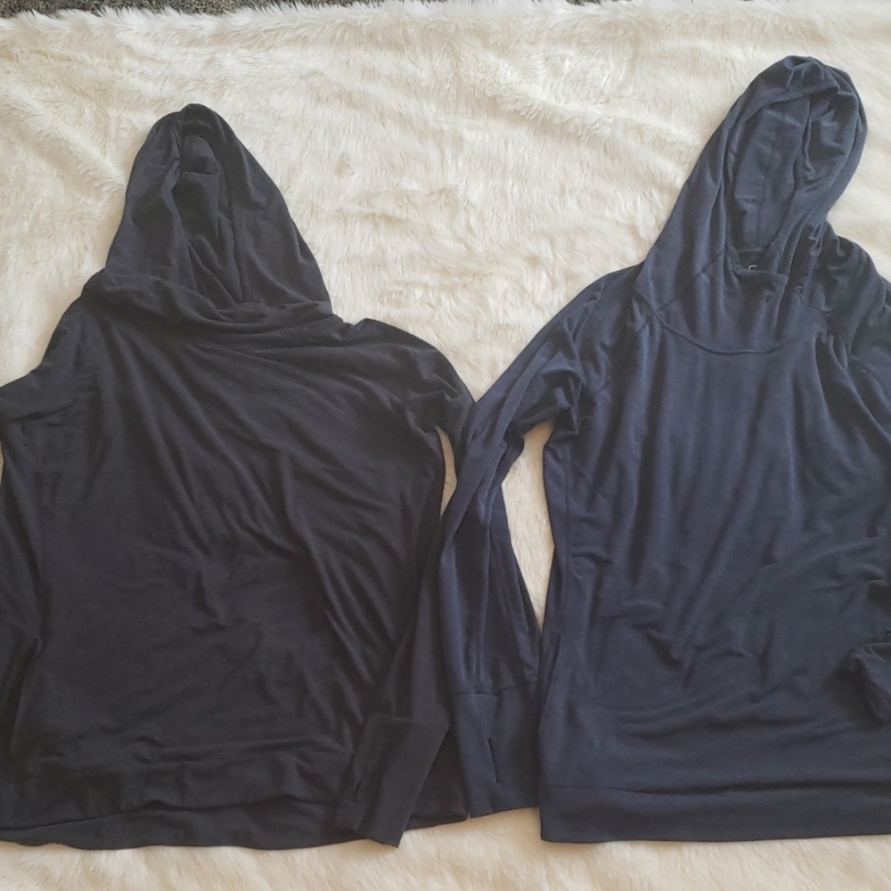 Bundle of 2 Gap Fit Hooded Workout Ts